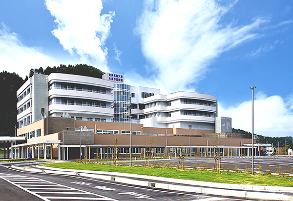 氷見市民病院 全景